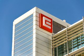 Výplach na pražské burze: Akcie ČEZ odepsaly přes 11 %, investoři reagují na plán nečekaně brzkého zestátnění